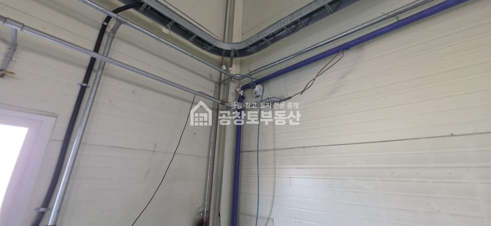 경기 화성만세구 양감면 송산리 2동 양감면 2차선 도로접합 공장 임대 좌측동 남았습니다 월세 매물번호 10024 사진 8