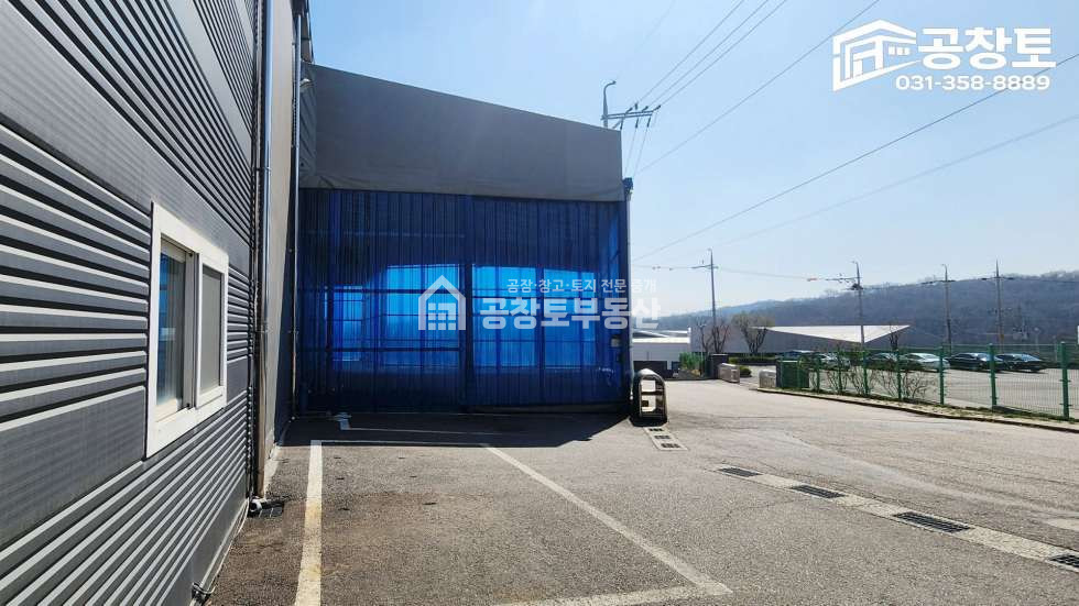 경기 화성만세구 향남읍 요리 1,2동 향남읍 85평 2개동 연결구조 층고 높은 공장 임대 월세 매물번호 10445 사진 2