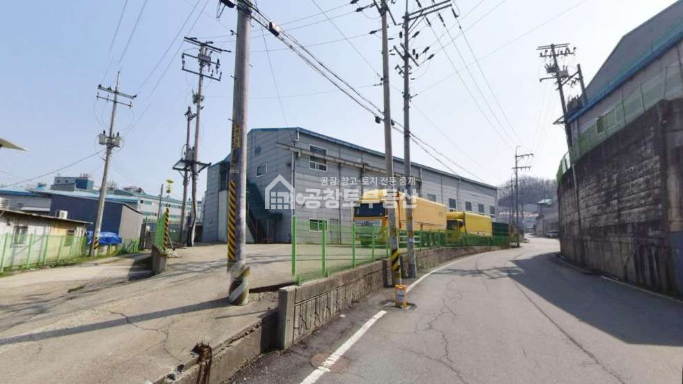 경기 화성만세구 팔탄면 율암리 팔탄면 1종근생 • 건물 230평 • 고전력 공장 매매 매매 매물번호 10385 사진 1