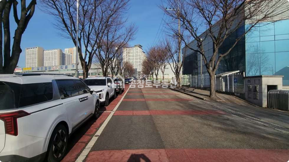 경기 화성만세구 향남읍 하길리 3동 화성 오폐수직관 공장 임대 • 발안산단 내 • 단독마당 월세 매물번호 10369 사진 4