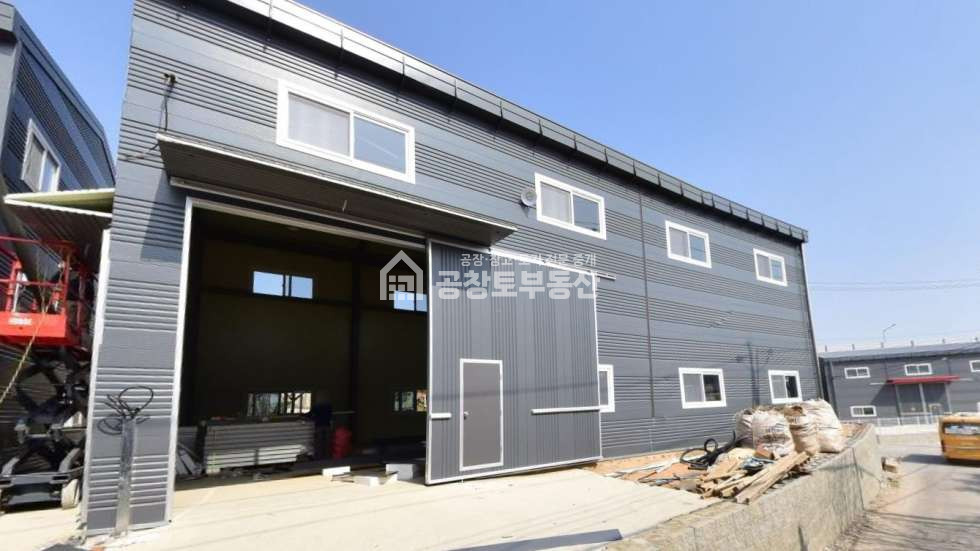 경기 화성만세구 남양읍 신남리 1,2동 60평 2개동 / 화성ic 코앞 월세 매물번호 10448 사진 3