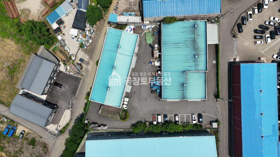 경기 화성만세구 팔탄면 율암리 1,2동 화성시 팔탄면 율암리 화학공장 매매 C20, C22, C25 업종 매매 매물번호 10565 사진 2