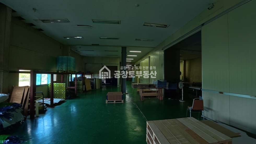 경기 화성만세구 팔탄면 율암리 1,2동 화성시 팔탄면 율암리 화학공장 매매 C20, C22, C25 업종 매매 매물번호 10565 사진 15