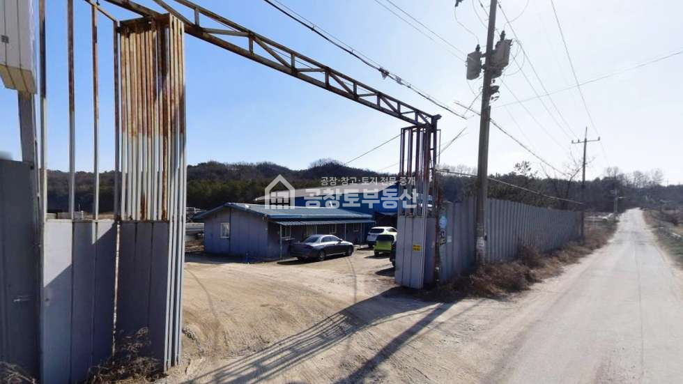 경기 이천시 설성면 신필리 A,B,C,D동 공창토 매매. 이천시 공장,창고,사무실 구성 매매 매물번호 10598 사진 1