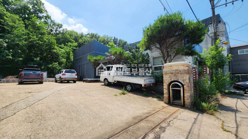 경기 화성만세구 남양읍 무송리 공창토 매매. 남양읍 공장 • 사무동 • 고속도로 10분 이내 진입 가능 매매 매물번호 10307 사진 2