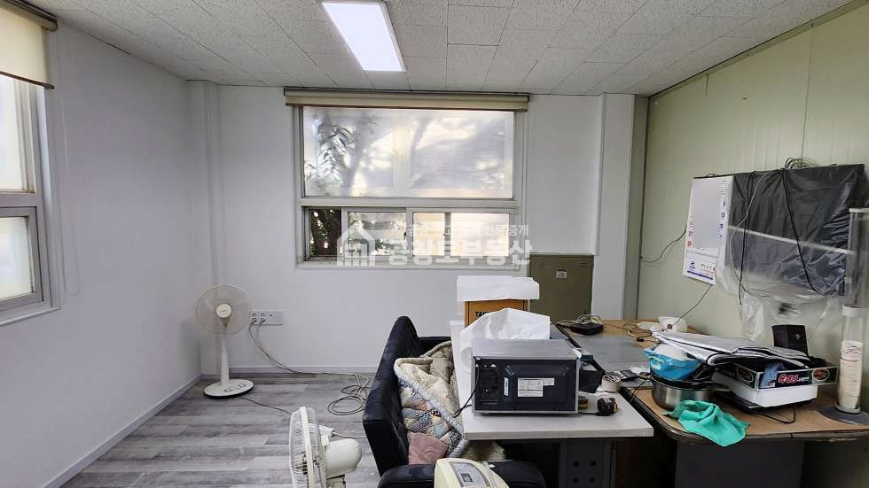 경기 화성만세구 남양읍 무송리 공창토 매매. 남양읍 공장 • 사무동 • 고속도로 10분 이내 진입 가능 매매 매물번호 10307 사진 8