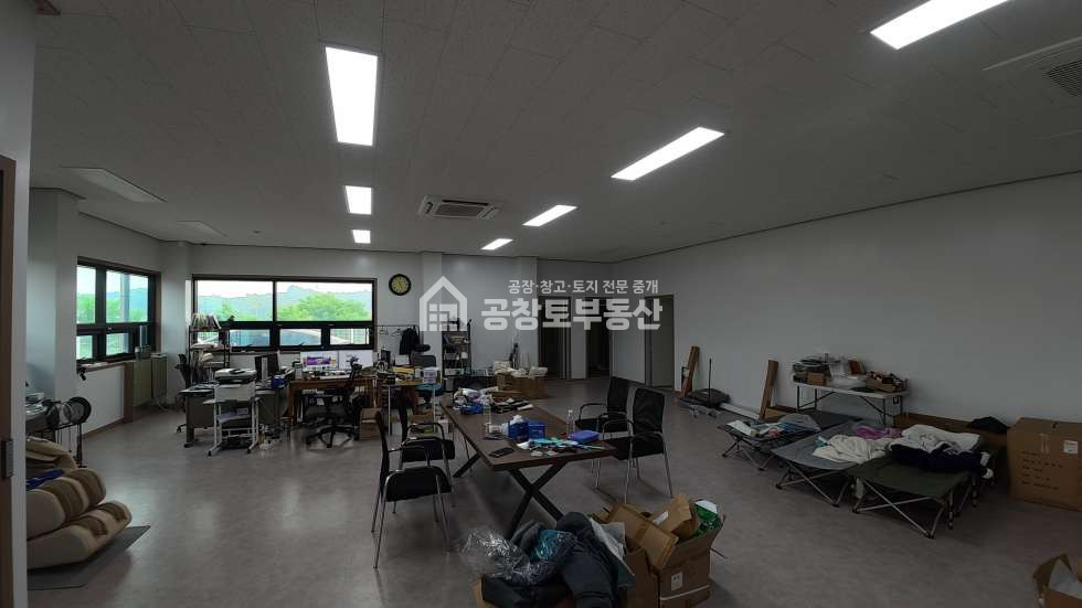 경기 화성만세구 송산면 중송리 1동 공창토 매매. 부지 788평 • 건물253평 + 단독마당 매매 매물번호 10646 사진 11