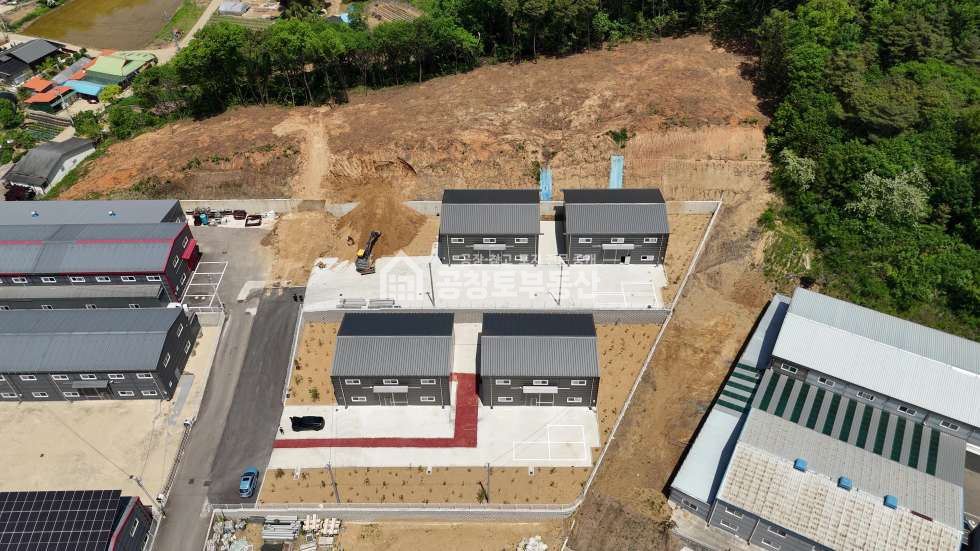 경기 화성만세구 장안면 어은리 공창토 매매. 장안면 어은리 신축 2개동 단독마당 넓은진입로 매매 매물번호 10410 사진 1