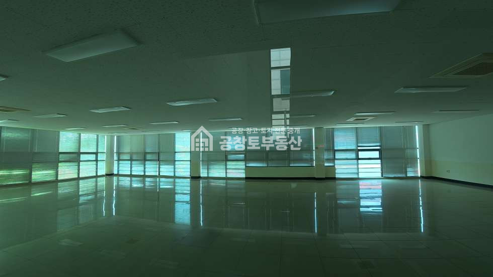 경기 화성만세구 향남읍 구문천리 3,4,5동 발안산단 내 가장 저렴한 임대매물 / 분할임대 가능 / 전체임대 할인 월세 매물번호 10510 사진 7