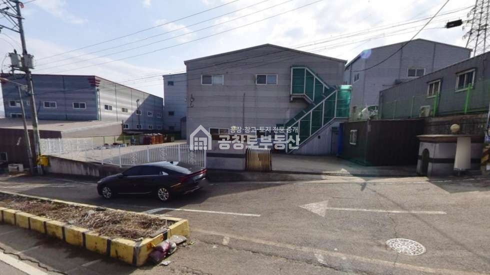 경기 화성만세구 팔탄면 덕우리 도로변 부지400평 건물150평 호이스트5톤 90kw 월세 매물번호 10382 사진 1