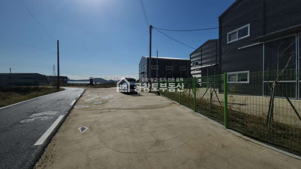 경기 화성만세구 팔탄면 해창리 1동 공창토 임대. 인기 좋은 80평 공장, 고속도로 6분 컷 월세 매물번호 10830 사진 4