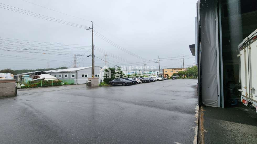 경기 화성만세구 팔탄면 고주리 1,2,3동 전기 170kw, 오폐수직관, 트레일러 가능 200평 부분임대 월세 매물번호 10883 사진 3