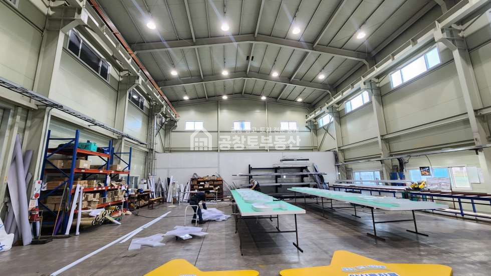 경기 화성만세구 팔탄면 고주리 1,2,3동 전기 170kw, 오폐수직관, 트레일러 가능 200평 부분임대 월세 매물번호 10883 사진 4