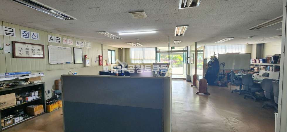 경기 화성효행구 정남면 신리 정남면 공장 매매. 부지 680평, 건물 291평 매매 매물번호 10545 사진 4