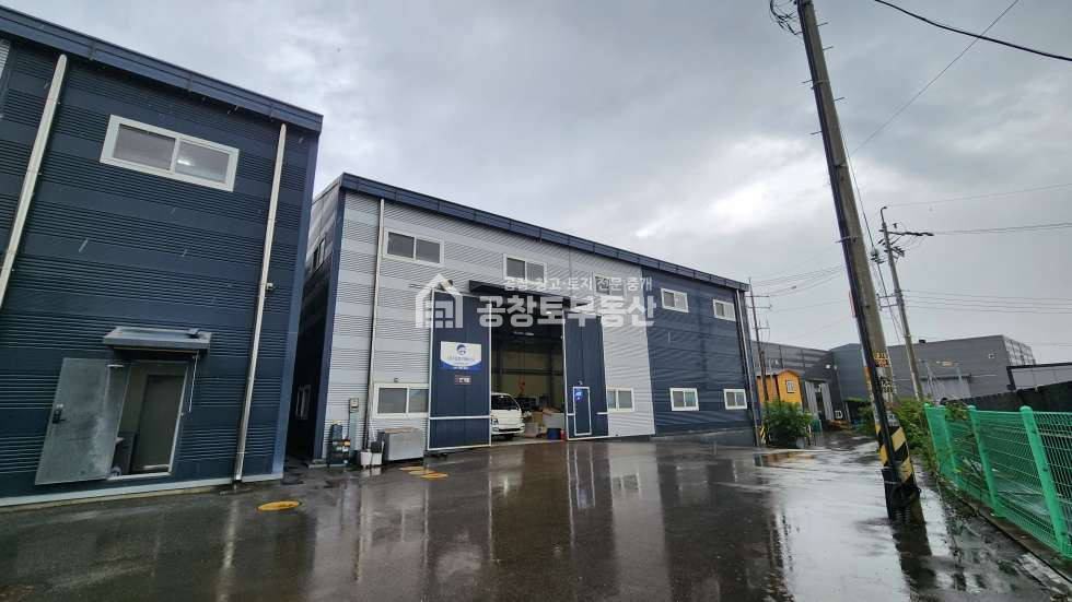 경기 화성만세구 향남읍 화리현리 가,나동 240평 2개동 구성 트레일러 가능한 신축급 공장 매매 매물번호 10878 사진 4
