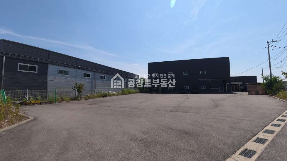 경기 화성만세구 장안면 석포리 고속도로가 바로 옆! 넓은 마당 매물 매매 매물번호 10675 사진 2