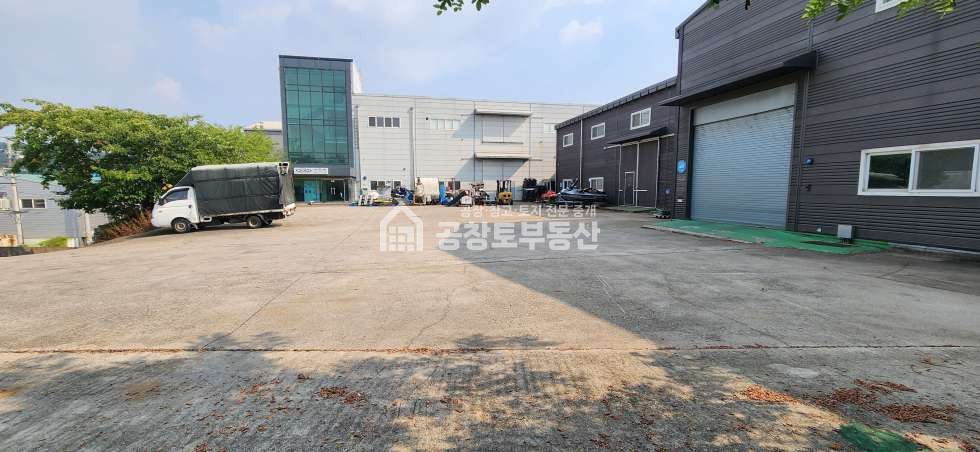 경기 화성만세구 팔탄면 창곡리 1,2,3동 트레일러 수월한 구장사거리 1000평 공장 매매 매물번호 10924 사진 1