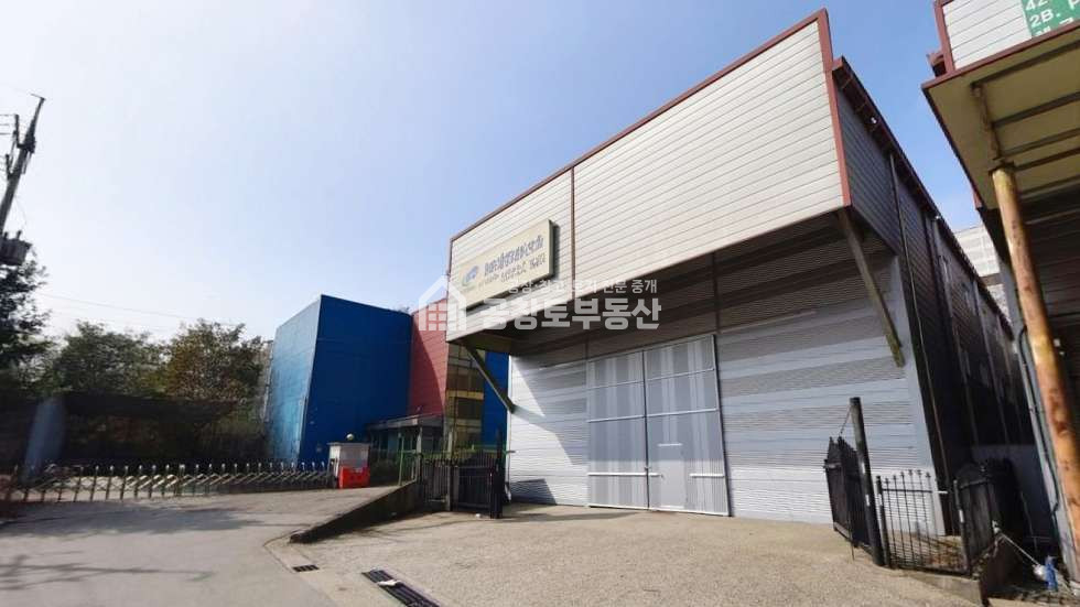 경기 화성만세구 팔탄면 지월리 1동 공창토 매매. 대지 200급 건물 80급 국도변 찐자리 매매 매물번호 10950 사진 2