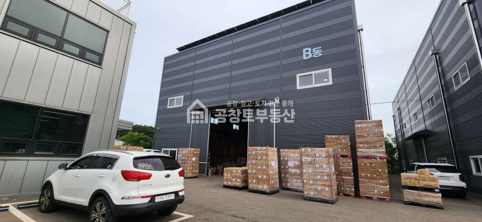 경기 화성만세구 마도면 쌍송리 주건축물제1,주건축물제2,주건축물제3동 고속도로 인접한 트레일러 가능한 신축급 공장매물 매매 매물번호 10983 사진 5