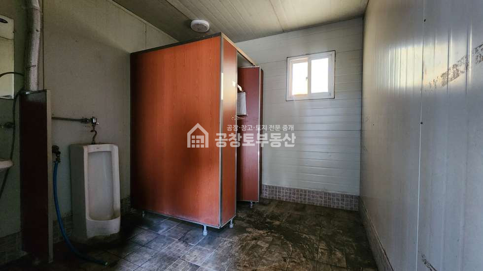 경기 화성만세구 양감면 송산리 1동 공동마당 360평 공장임대, 전력 200kw 가까운 양감ic 월세 매물번호 10995 사진 8