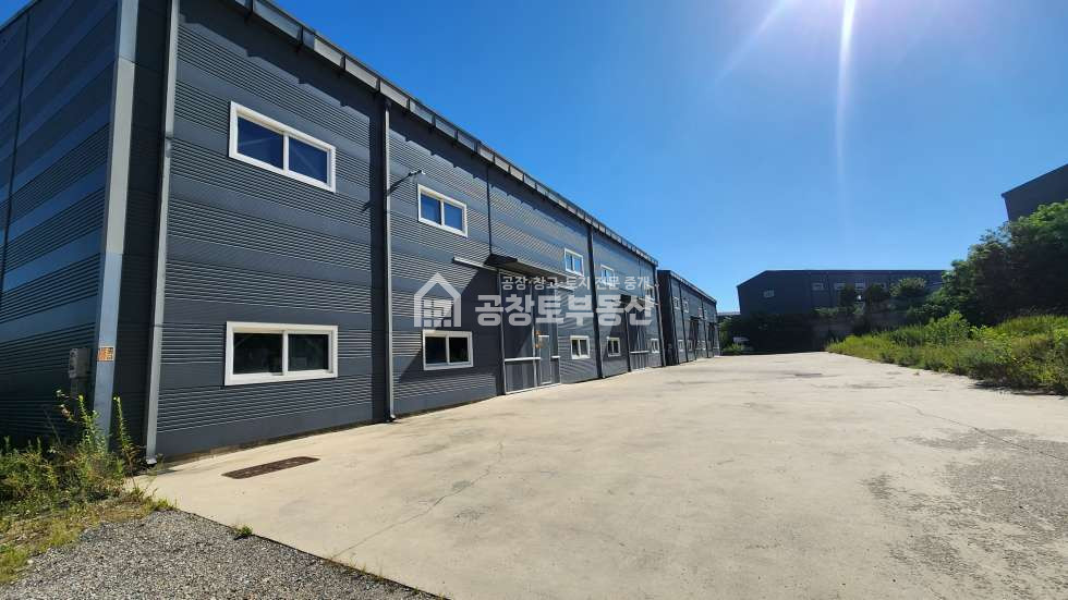 경기 화성만세구 양감면 송산리 2동 공동마당 360평 공장임대, 전력 200kw 가까운 양감ic 월세 매물번호 10996 사진 3