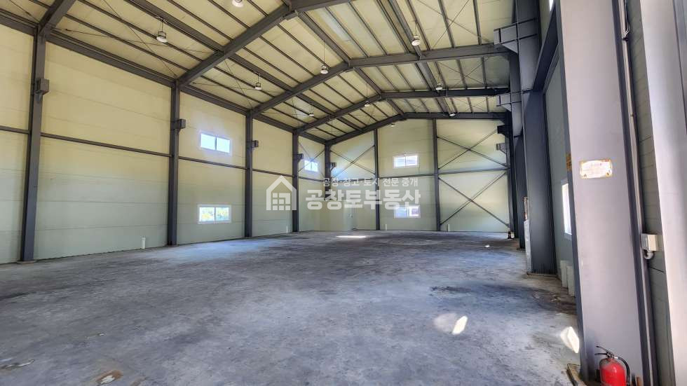 경기 화성만세구 양감면 송산리 2동 공동마당 360평 공장임대, 전력 200kw 가까운 양감ic 월세 매물번호 10996 사진 6