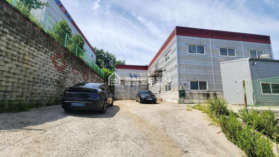 경기 화성만세구 팔탄면 구장리 공창토 매매. 부지 412평, 건물 145평+외부창고 매매 매물번호 10972 사진 1