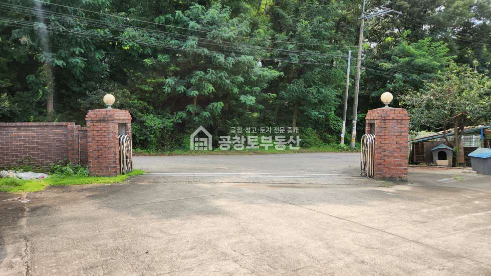 경기 화성만세구 팔탄면 율암리 1,부속1동 팔탄면 흔치않은 진짜 넓은 마당매물 월세 매물번호 11043 사진 11