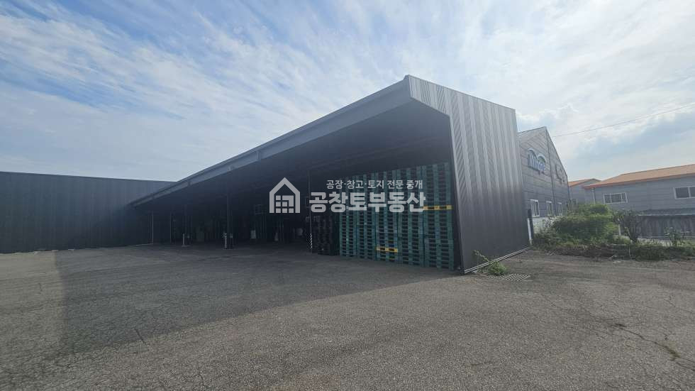경기 화성만세구 향남읍 백토리 A,C,D,E,F,G동 동오사거리 인접 · 총 3,316평 · 6개동 공장단지형 매물 매매 매물번호 11073 사진 2
