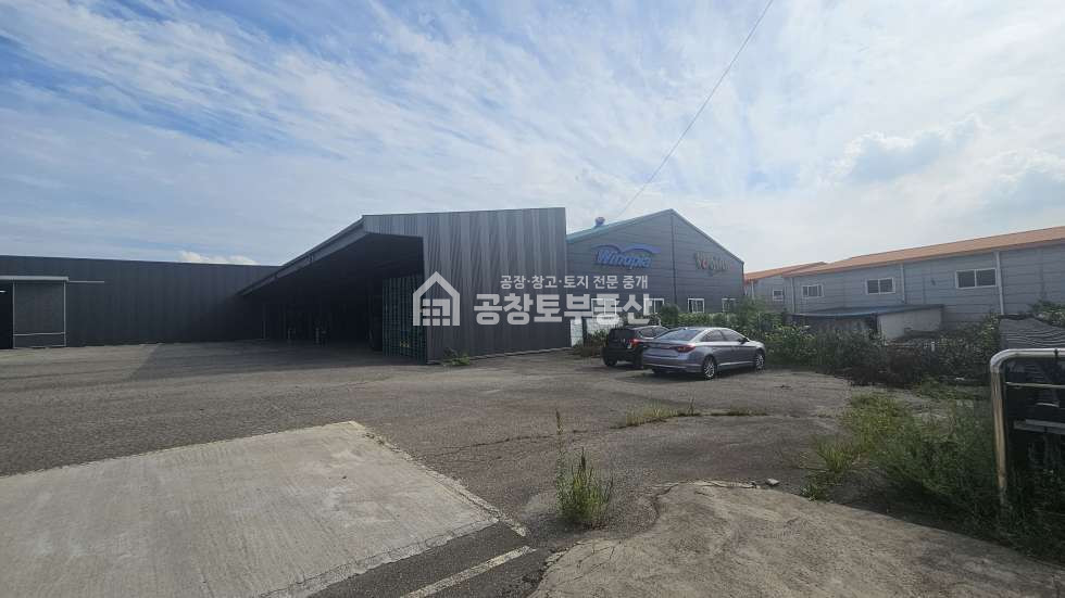 경기 화성만세구 향남읍 백토리 A,C,D,E,F,G동 동오사거리 인접 · 총 3,316평 · 6개동 공장단지형 매물 매매 매물번호 11073 사진 3