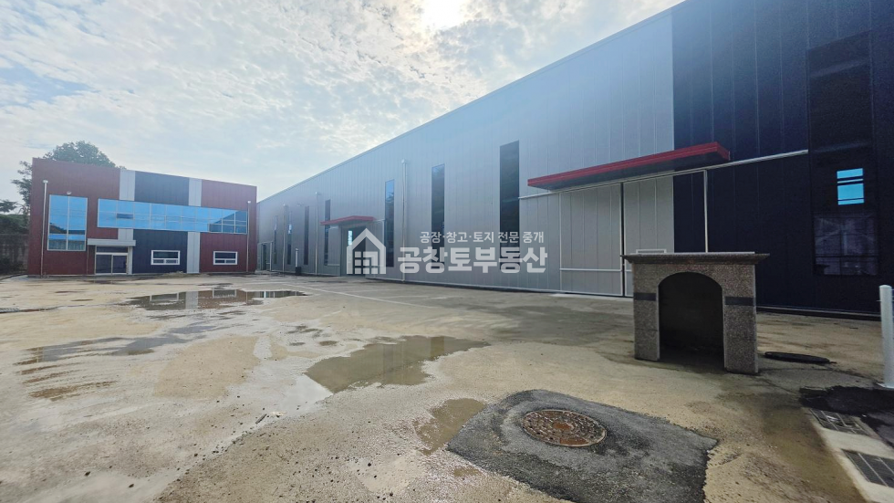 경기 화성효행구 정남면 문학리 3동 공창토 매매. 대지 1100급 건물 400급 단독마당 매매 매물번호 11082 사진 1