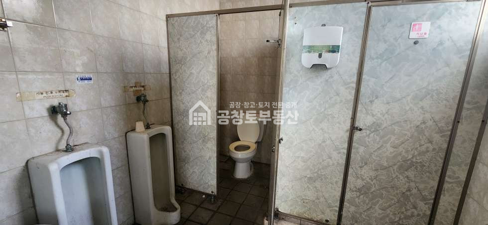 경기 화성만세구 팔탄면 구장리 나동 구장사거리 250평 공장임대 / 호이스트! / 트레일러! 월세 매물번호 11075 사진 10