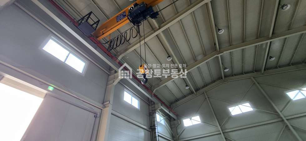 경기 화성만세구 향남읍 길성리 1,2동 100평 공장임대 / 트레일러 가능 / 첫입주 월세 매물번호 11143 사진 5