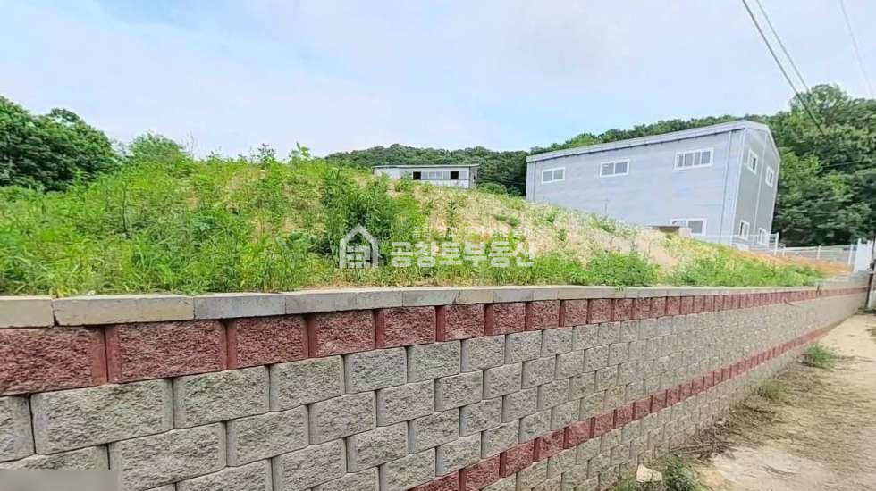 경기 화성만세구 향남읍 길성리 공창토매매. 창고활용가능 토지 307급 매매 매물번호 11208 사진 1