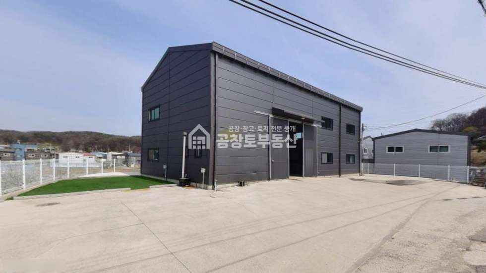 경기 화성효행구 정남면 문학리 1동 공창토 매매. 60평 창고 • 고속도로 10분대 진입 매매 매물번호 10864 사진 1