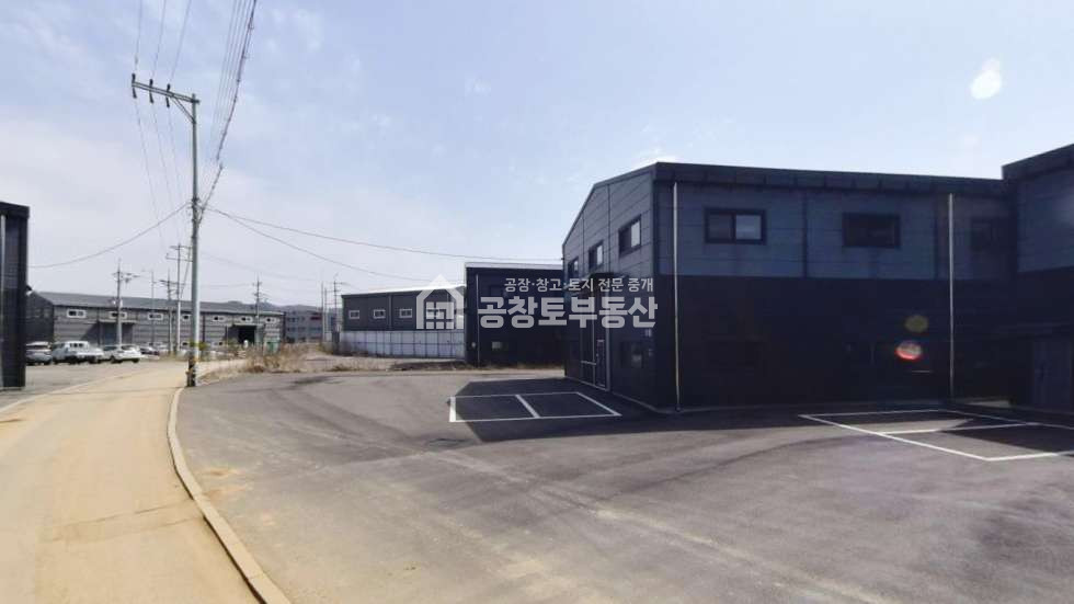 경기 화성만세구 서신면 매화리 주건축물제1동 공창토매매. 부지280급 건물90급 매매 매물번호 11213 사진 1