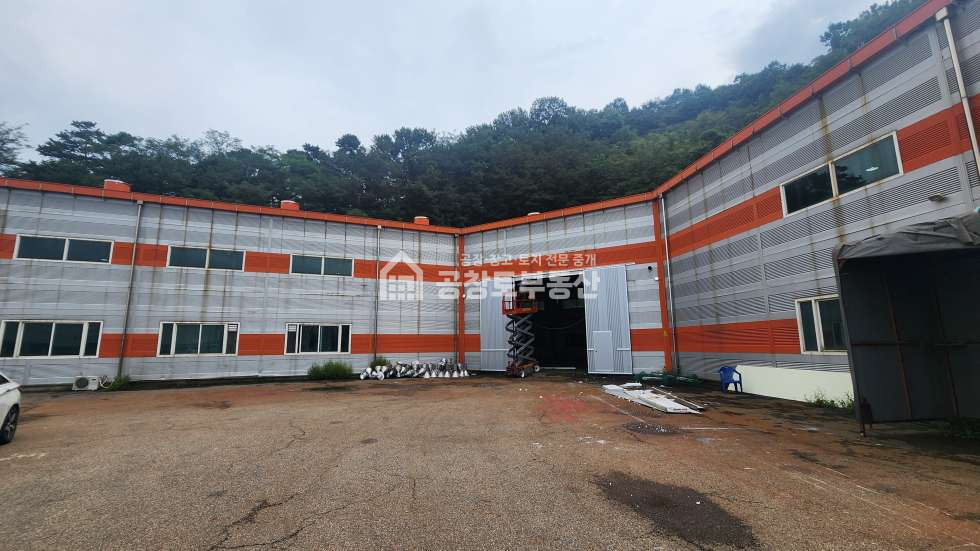 경기 화성만세구 향남읍 동오리 A,B동 공창토매매. 대지 2,000급 건물 600급 ,사무동 매매 매물번호 11167 사진 3