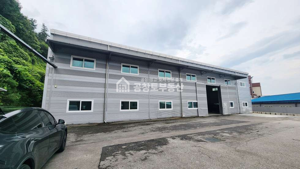 경기 화성만세구 향남읍 수직리 1,2동 공창토 매매. 부지1,300급 건물 260급 고전력 매매 매물번호 11069 사진 2
