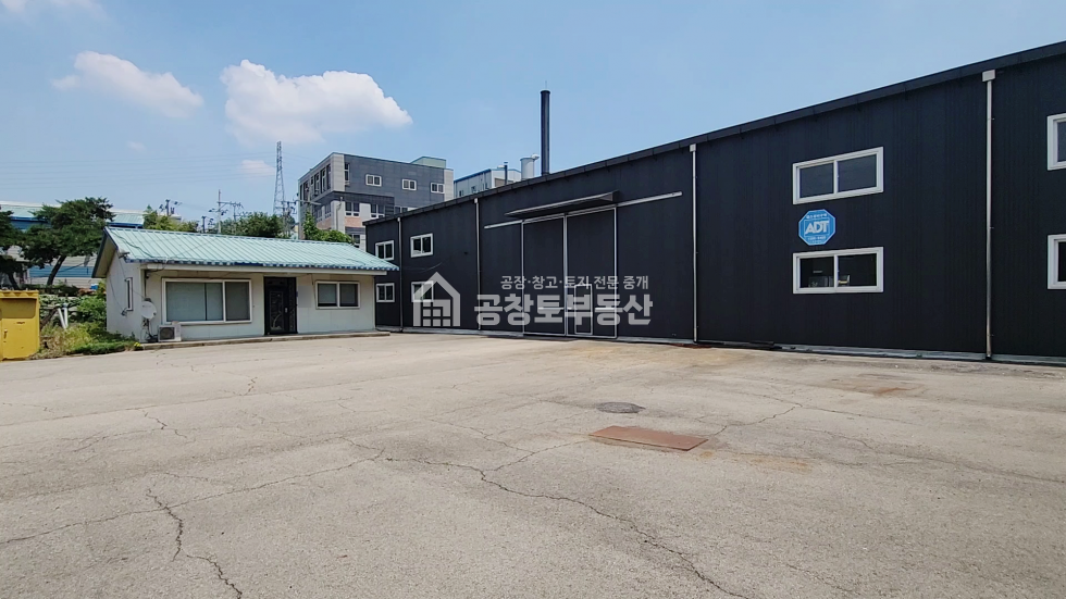 경기 화성만세구 마도면 청원리 공창토매매. 대지900급 건물 200급 매매 매물번호 11351 사진 2