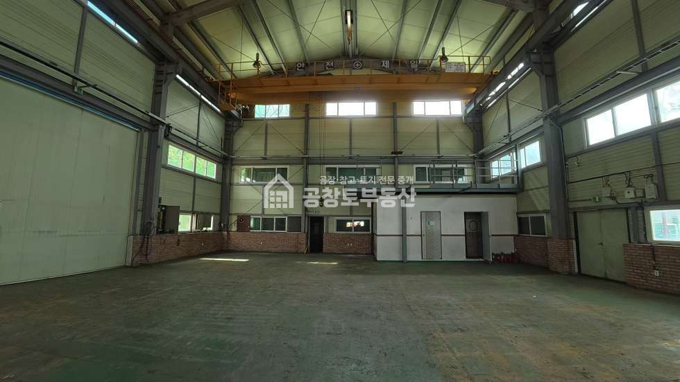 경기 화성만세구 마도면 청원리 1,2동 10톤 + 5톤 호이스트 · 100kW 전력 · 8m 도로 · 2개동 공장 매매 매물번호 10600 사진 8