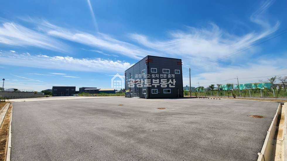 경기 화성만세구 우정읍 주곡리 2025년 사용승인 · 은행감정 43억 이상 · 매매가 36억 · 8m 층고 매매 매물번호 11305 사진 1