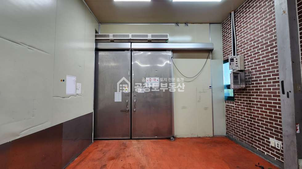 경기 화성만세구 마도면 금당리 1,2동 도로지분없이 고즈넉한 식품공장 매매 매물번호 11200 사진 8