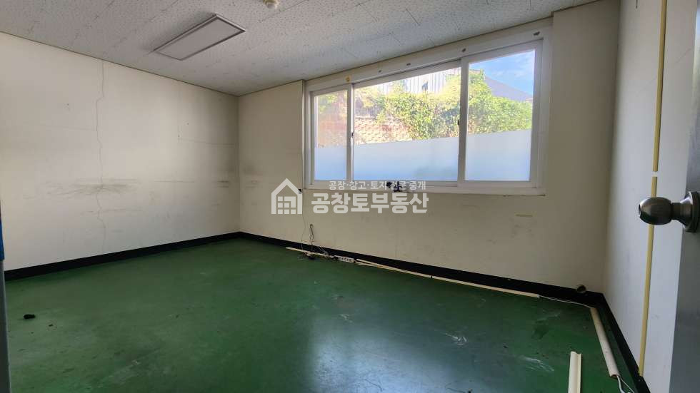 경기 화성만세구 장안면 석포리 2동 준 클린룸100평, 승강기 보유 월세 매물번호 11395 사진 11