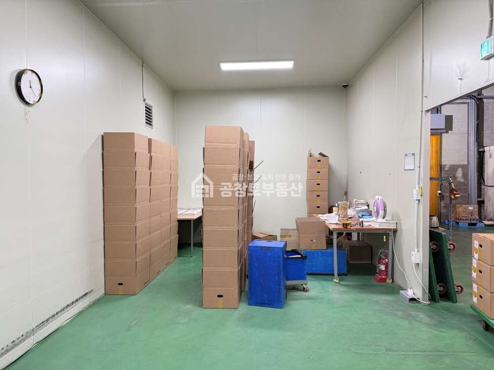 경기 화성만세구 송산면 마산리 HACCP 기준 공장내부. 월세 매물번호 11434 사진 9